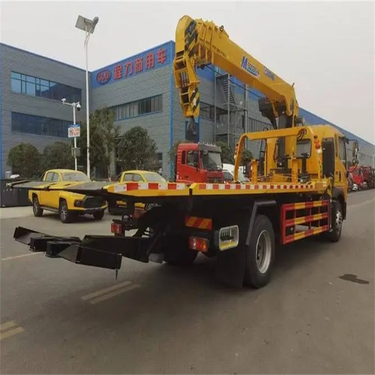 张湾附近小随车吊出租电话，轻松解决搬运烦恼