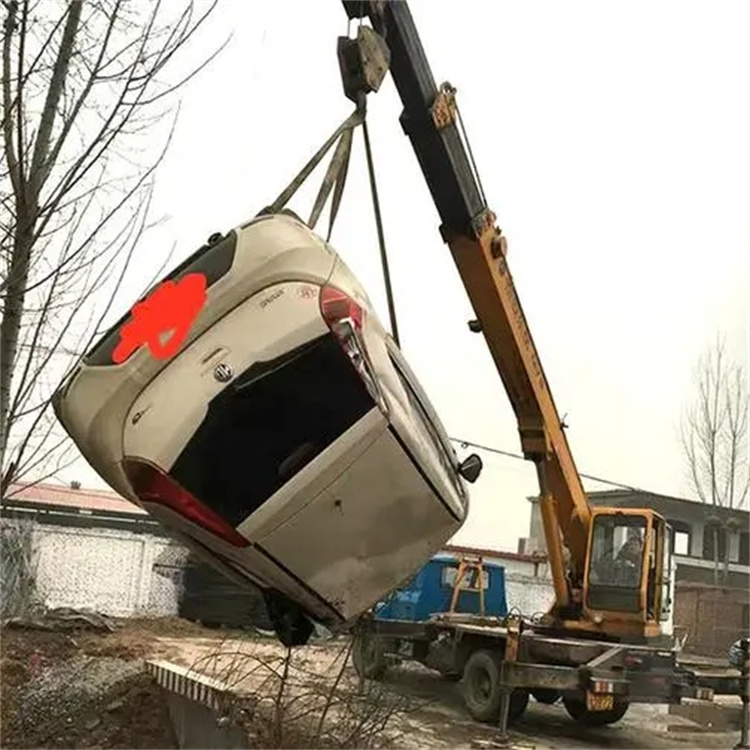 张湾随时待命，吊车24小时道路救援服务全解析